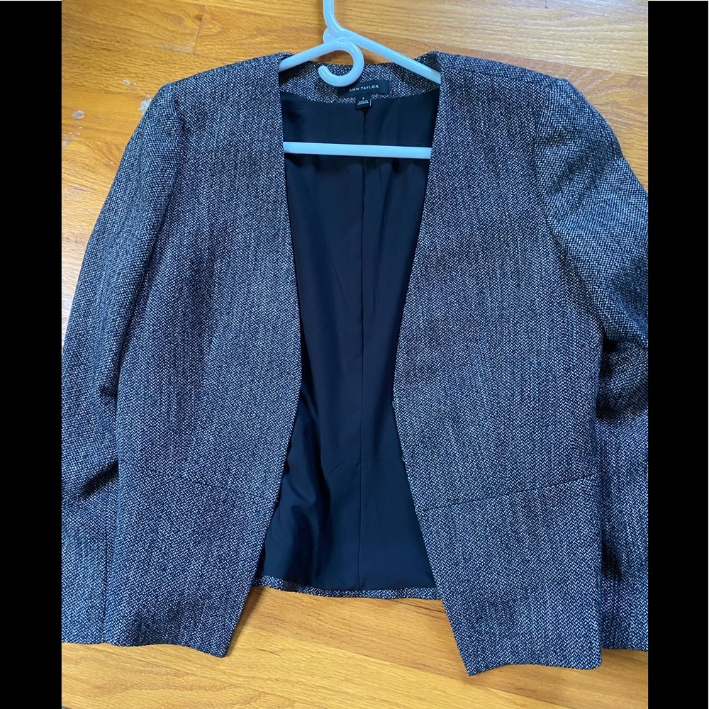 Black and white blazer from Ann Taylor clasp close
